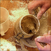 Sauerteig f�r sp�ter weitervermehren und k�hl stellen.